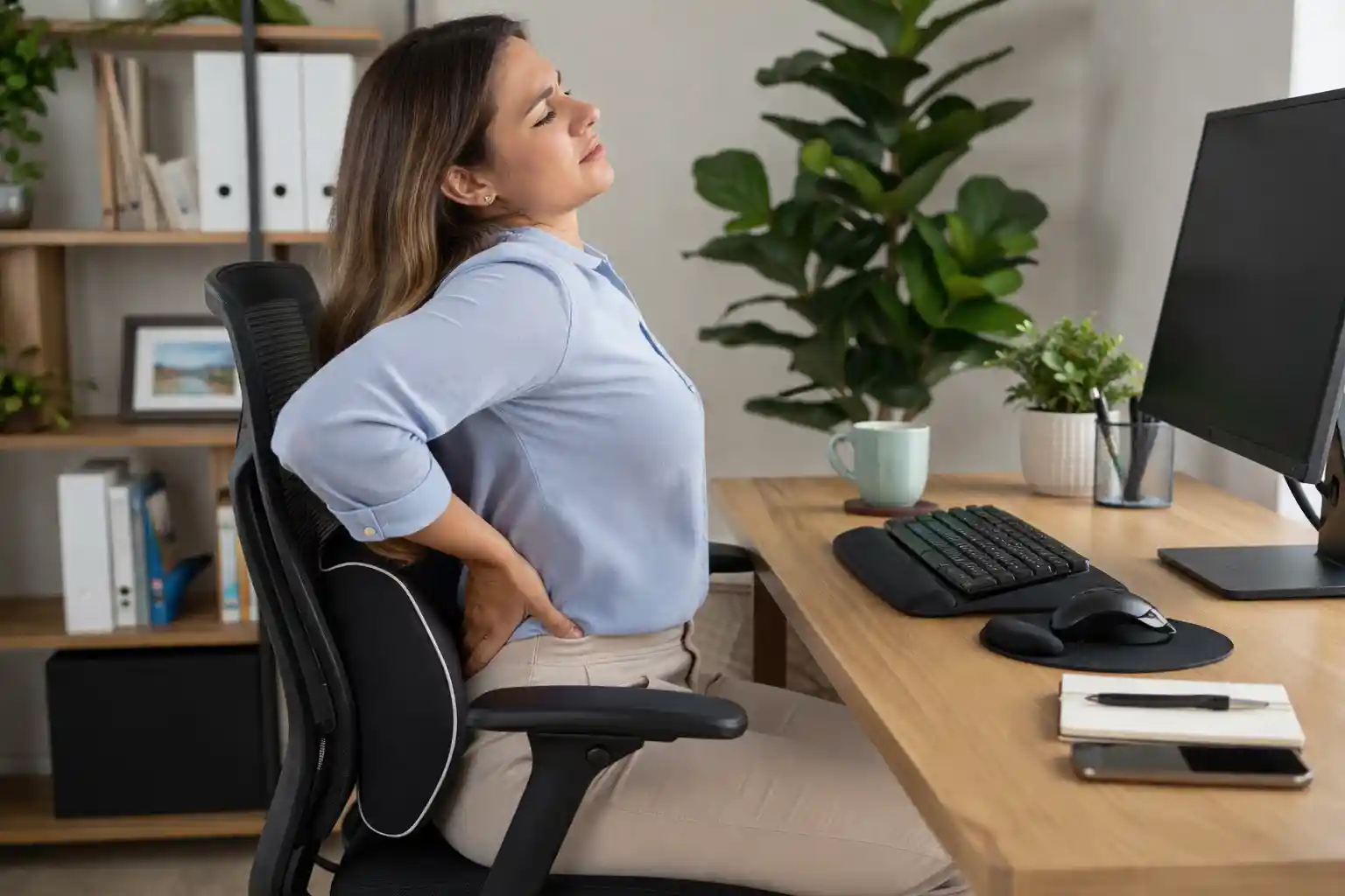 Lower Back Pain Relief for Desk Workers